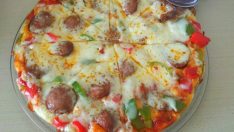Tavada Pratik Pizza Tarifi