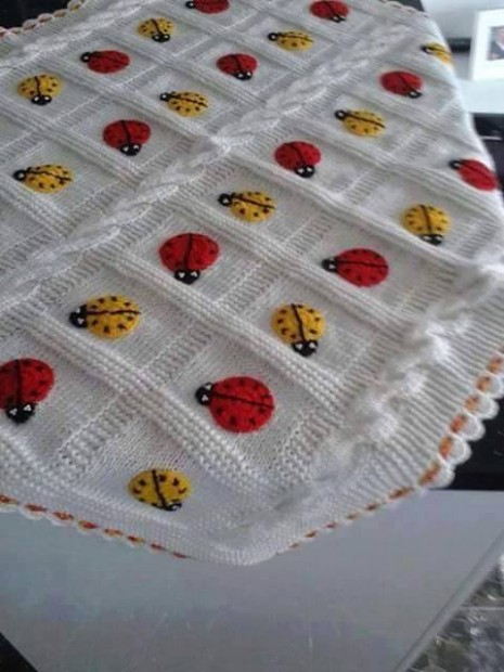 Örgü Bebek Battaniyeleri