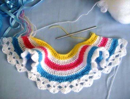1-tığ işi renkli bebek hırkası (3)