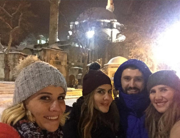 Esra Erol Yılbaşına Eyüp Sultan'da Girdi