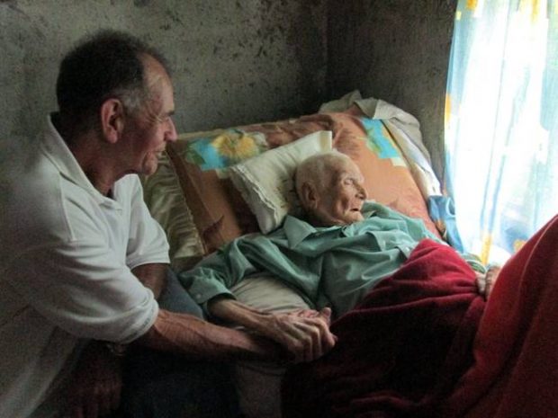 Sevginin Farklı Hallerini Anlatan 24 Derin Fotoğraf