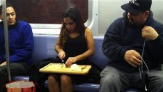 Otobüs ve metrolarda pes dedirten görüntüler!