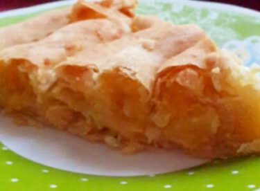 El Açması Patatesli Börek Tarifi