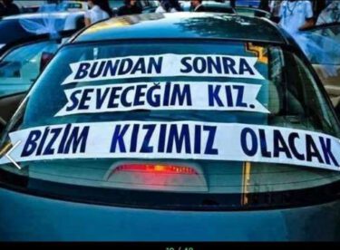 Türklere özgü araba arkası yazıları!