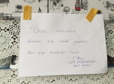 Müdür Öğretmenler Odasında Çayı Oruç Boyunca Yasakladı