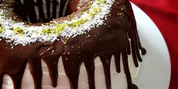 Kakaolu Bisküvili Pasta Nasıl Yapılır