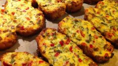 BİBERLİ PEYNİRLİ EKMEK DİLİMLERİ