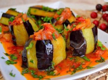 SOSLU PATLICAN DOLMASI