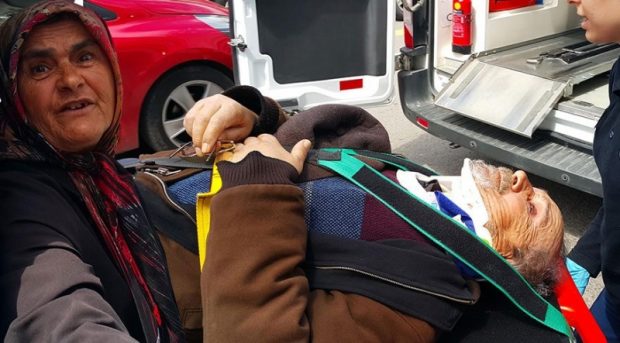 “72 yaşındaki Celal amca can çekişirken karısının sözleri şok yarattı: Araba mı çarptı. İyi oldu, oh oldu. Oh canıma değsin.
