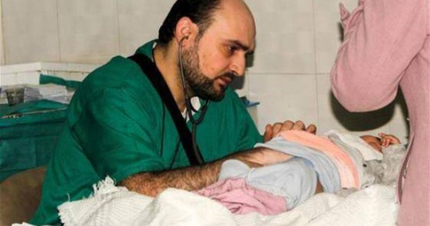 Yüzlerce Çocuğun Hayatını Kurtarmak İçin Kendini Feda Eden Kahraman Doktor!