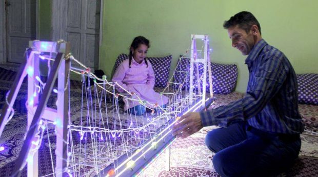 İstanbul’u görmek isteyen kızına Boğaz Köprüsü’nün maketini yaptı