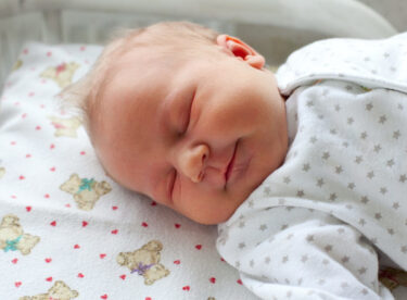 Yapılan Yeni Araştırma Bebeklerinizi Ne Kadar Çok Kucaklarsanız Beyinlerinin O Kadar Fazla Geliştiğini Kanıtladı