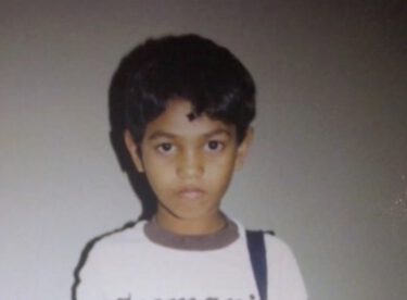 4 Yaşındayken Kaybolmuştu – 25 Yıl Sonra Ailesinin Kapısını Çaldı