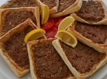 MİLFÖYLÜ ÇITIR LAHMACUNLAR