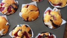 Çilekli Muffin