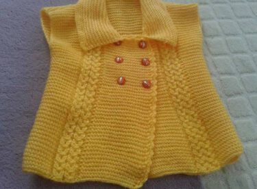 Kahve Çekirdeği Modeli İle Örgü Bebek Yeleği