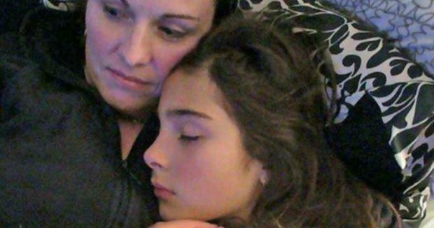 T*cavüze Uğrayan 13 Yaşındaki Kız İntih*r Etti – Bıraktığı Mektup Annesini Gözyaşlarına Boğdu