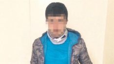 İzmir’de “okuma öğretmeye neden ‘a’ değil ‘e’ harfinden başlatıyorsunuz” diyen veli öğretmeni bıçakladı