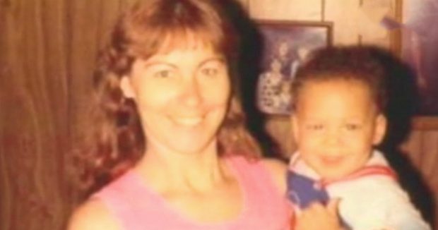 Kimsenin İstemediği bir erkek çocuğu evlat edindi. 27 yıl sonra çocuk onun İçin bakın ne yaptı.