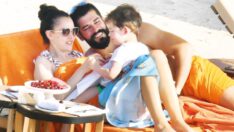 Fahriye Evcen ile Burak Özçivit’in deniz romantizmi